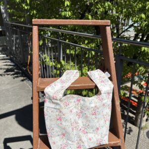 Bara-Tasche: Blümchen beige